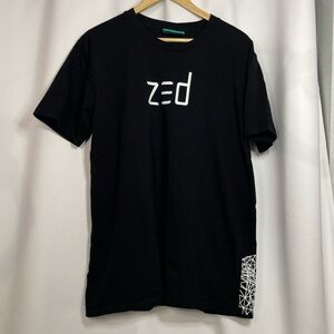 ZED RUN black crewneck tee w/ geometric horse graphic sz L ZEDheads Gaming